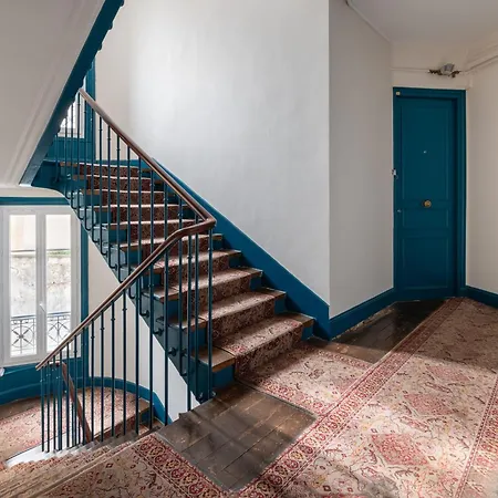 Vibrant Parisian-style 1bd Apartmentla * Париж